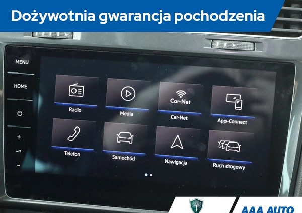 Volkswagen Golf cena 65000 przebieg: 47934, rok produkcji 2018 z Barwice małe 277